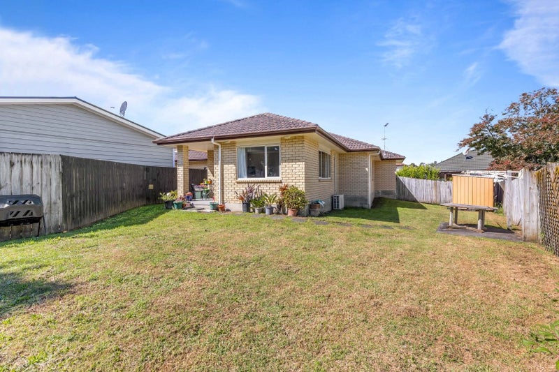 71A Vincent Street, Howick, Auckland - Carousel 1