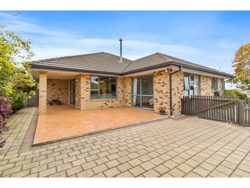 12 Lachlan Place, Marchwiel, Timaru - Carousel 1