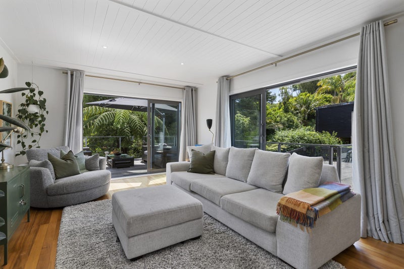 19 Howard Road, Northcote, Auckland - Carousel 2