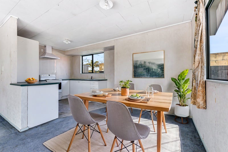 8A Willis Street, Bader, Hamilton - Carousel 2