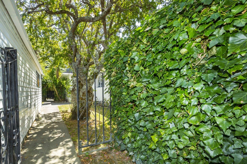 23 Indiana Grove, Totara Park, Upper Hutt - Carousel 19