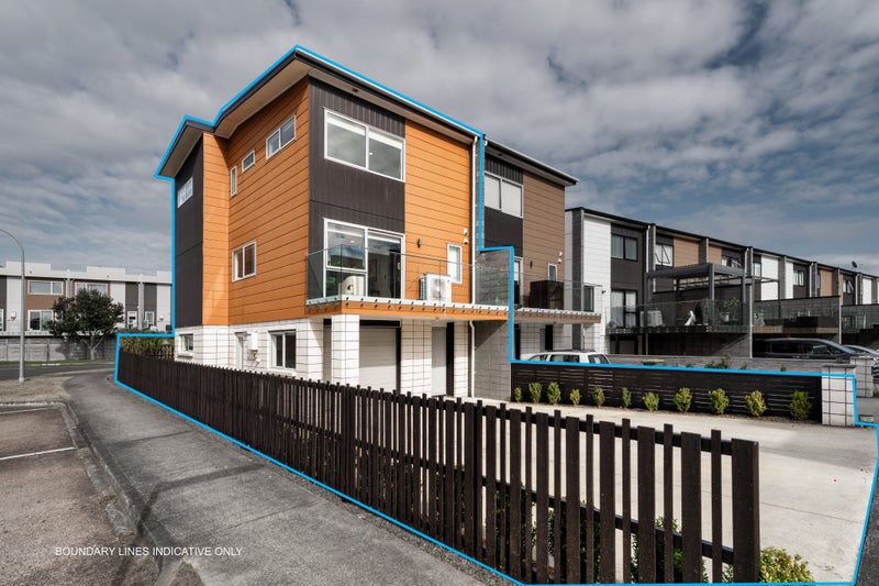 2 Meritage Lane, Te Atatu South, Auckland - Carousel 1