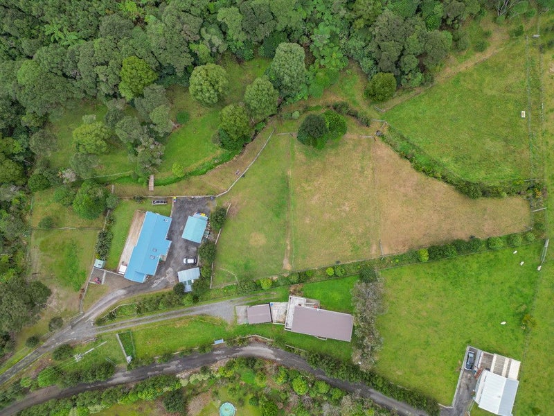 37 Pencarrow Crescent, Wainuiomata, Lower Hutt - Carousel 29