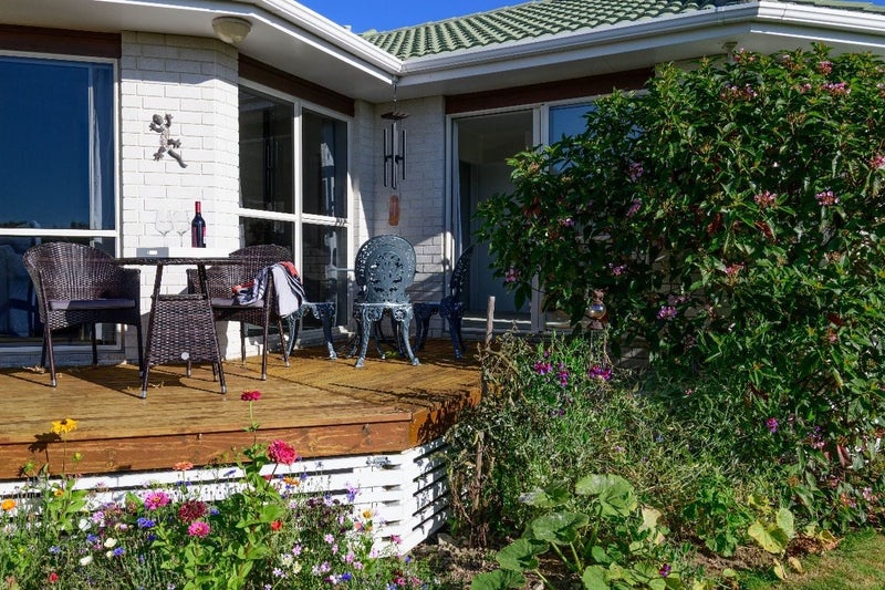 54 Huia Street, Waikanae, Waikanae - Carousel 1