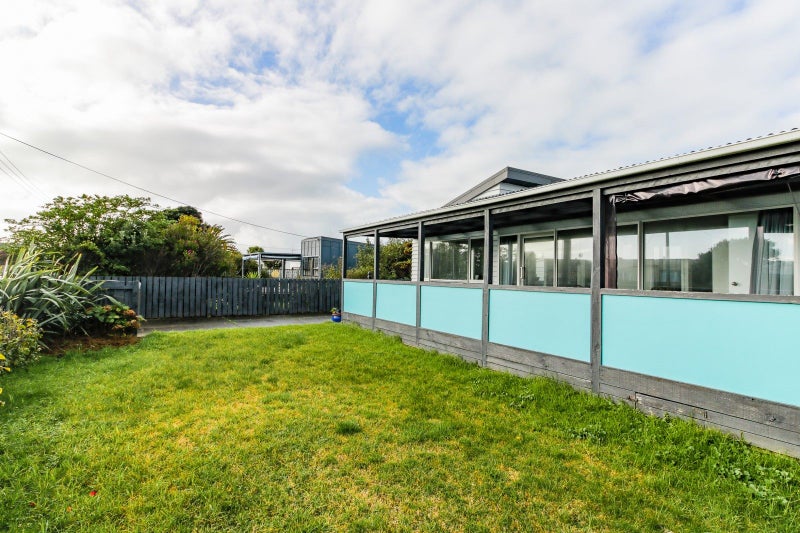 16 Linklater Avenue, Foxton Beach, Foxton - Carousel 2