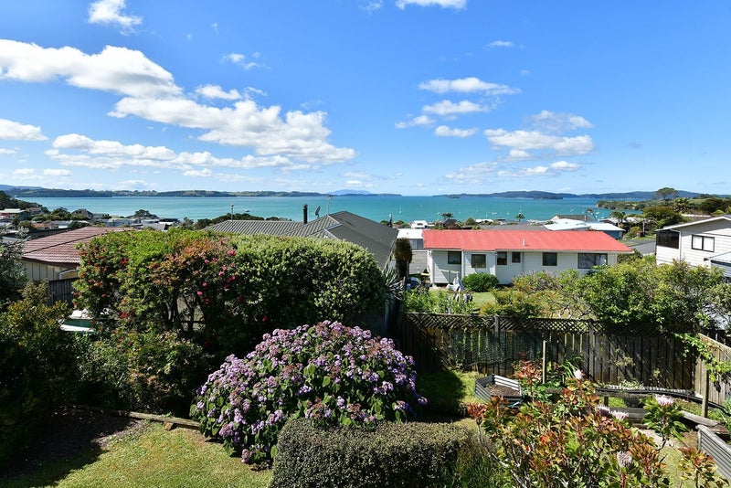 551 Mahurangi East Road, Algies Bay, Warkworth - Carousel 1