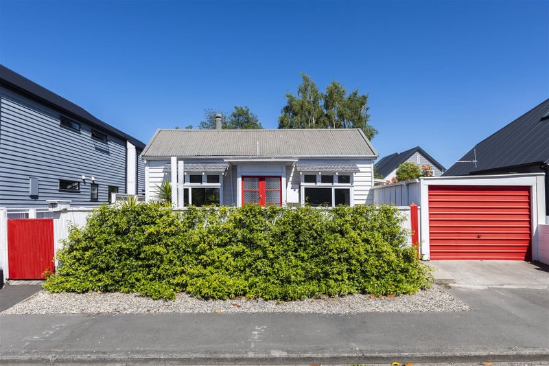 15 Sherborne Street, St Albans, Christchurch - Carousel 1