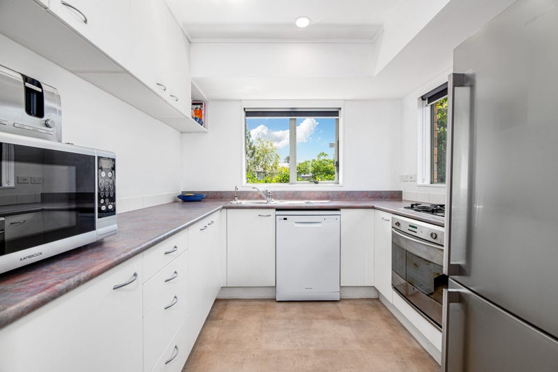 30 Legacy Drive, Henderson, Auckland - Carousel 2