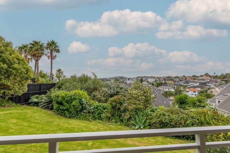 2/42 Challenger Street, St Heliers, Auckland - Carousel 15