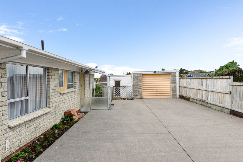 8B Dovedale Place, Dinsdale, Hamilton - Carousel 3