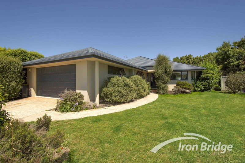 93 Fairway Drive, Shirley, Christchurch - Carousel 1