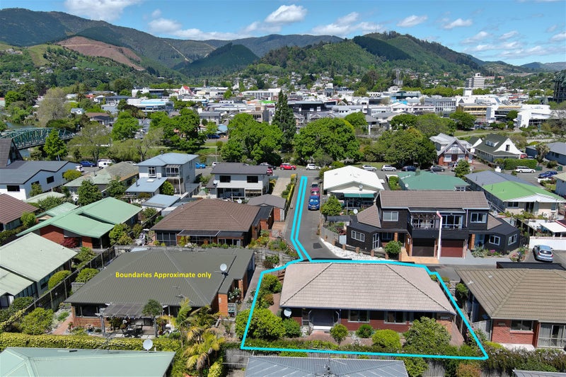 3 Highgrove Way, The Wood, Nelson - Carousel 1