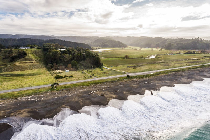 1443 Wairoa Road, ESKDALE, NAPIER - Carousel 1