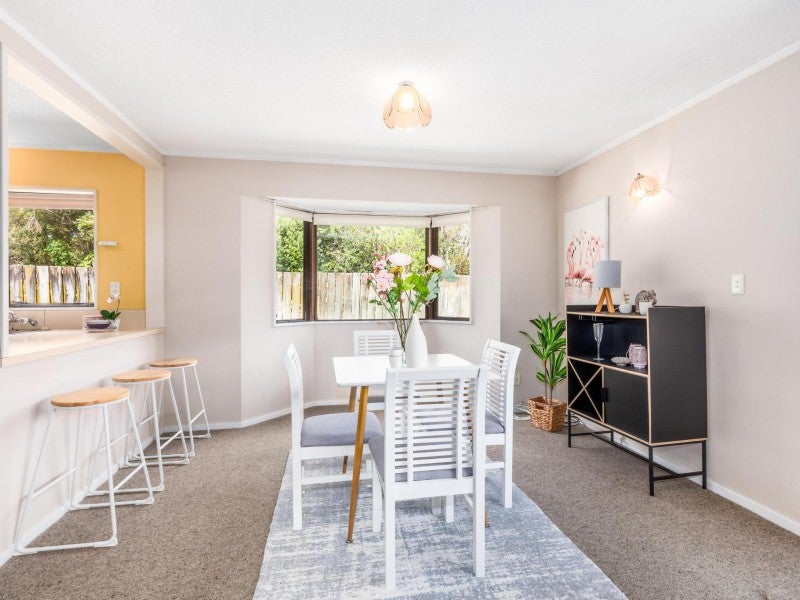 41A Duncan Street, Tawa, Wellington - Carousel 2