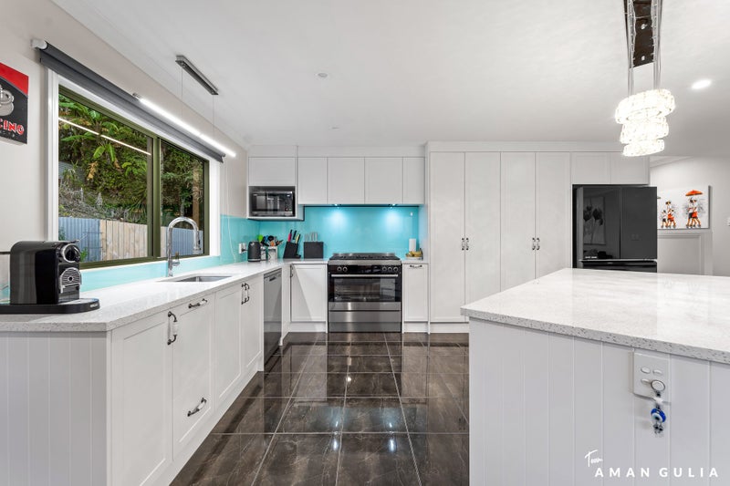322B Glenfield Road, Glenfield, Auckland - Carousel 2