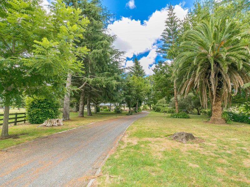 202 Pickering Road, Cambridge - Carousel 1