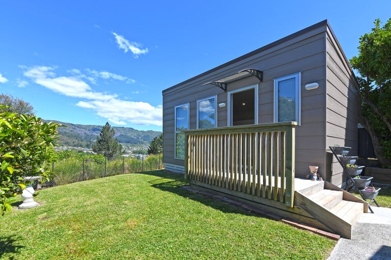 123 Holborn Drive, Stokes Valley, Lower Hutt - Carousel 1