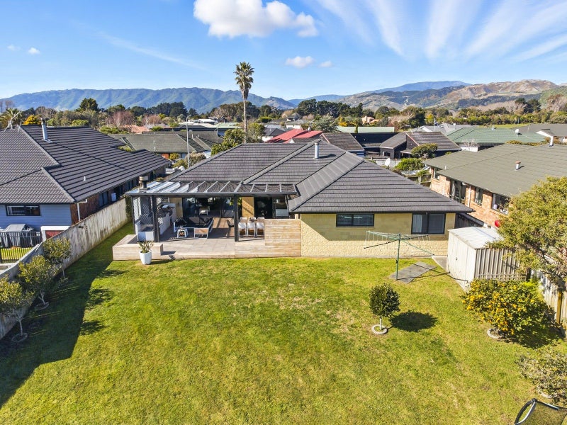 10 Cottonwood Close, Paraparaumu Beach, Paraparaumu - Carousel 2