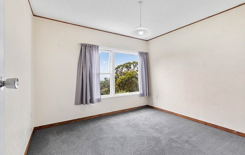 61C Mortimer Terrace, Brooklyn, Wellington - Carousel 5