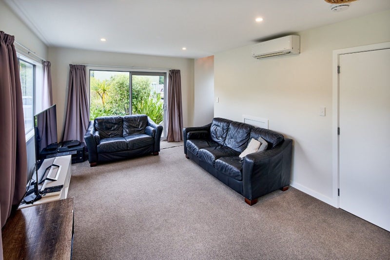 144 Fraser Avenue, Johnsonville, Wellington - Carousel 2
