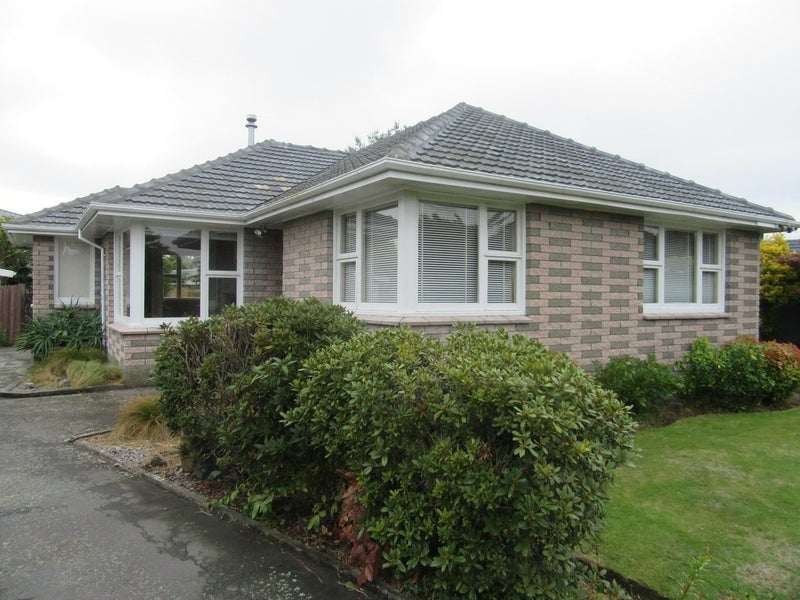 4 Fairmile Place, Russley, Christchurch - Carousel 2