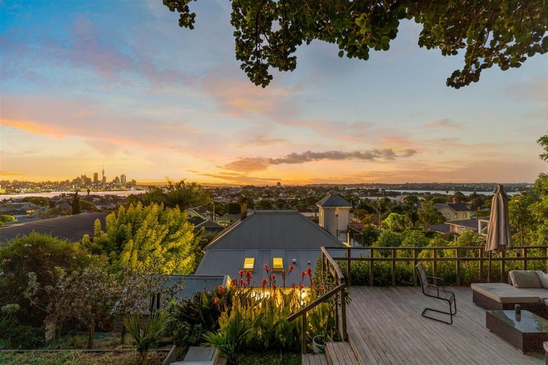 3/92 Victoria Road, Devonport, Auckland - Carousel 2