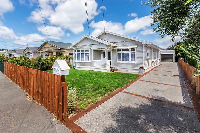 57 Ellesmere Avenue, Miramar, Wellington - Carousel 2