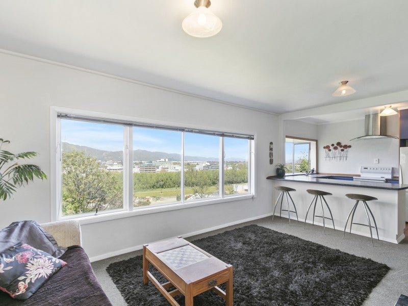 5 Gaskill Grove, Harbour View, Lower Hutt - Carousel 1