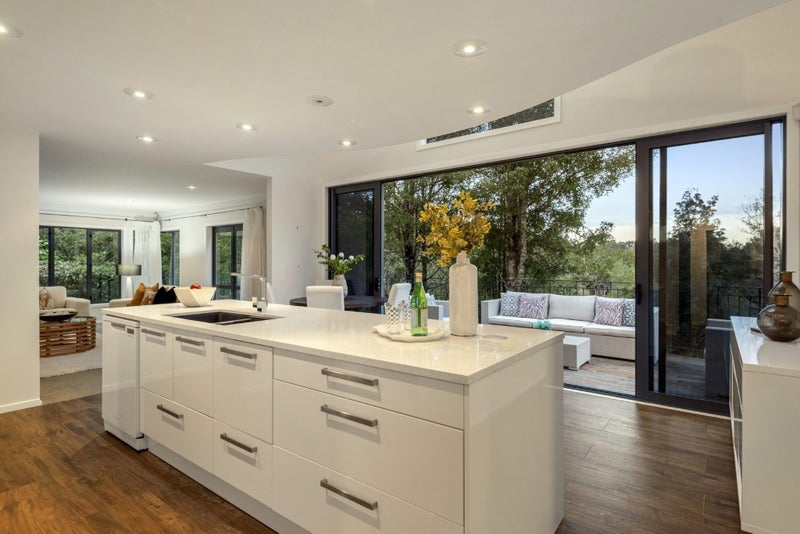 6 Hobson Heights Road, Lucas Heights, Auckland - Carousel 1