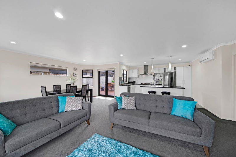 8 Coby Sydney Drive, Bell Block, New Plymouth - Carousel 2