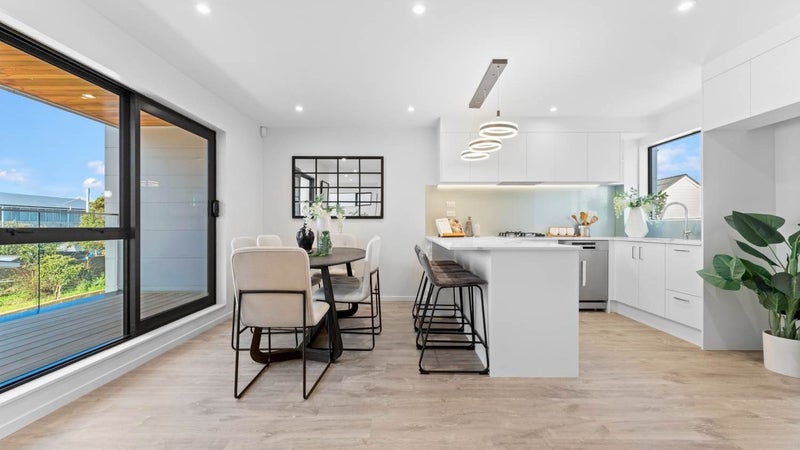 6/8 Atarangi Road, Greenlane, Auckland - Carousel 1