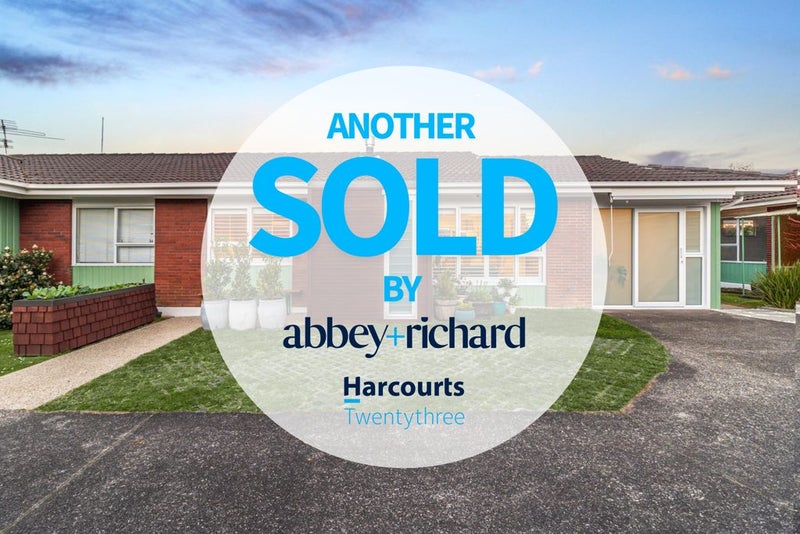 2/30 Coyle Street, Sandringham, Auckland - Carousel 1