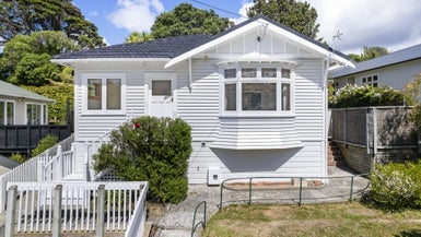 16 Colway St, Ngaio, Wellington - Carousel 1