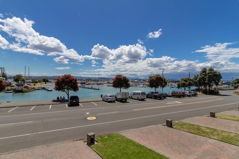 6/26 West Quay, Ahuriri, Napier - Carousel 1