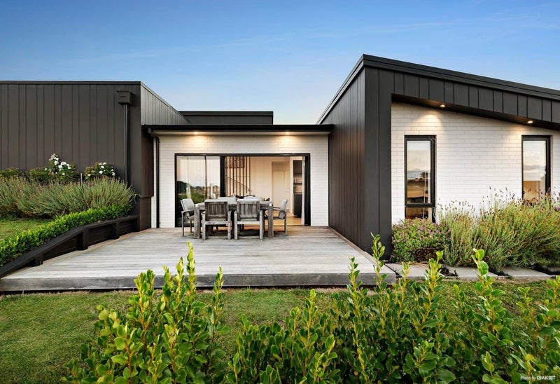 17 Jonah Lomu Drive, Paerata, Pukekohe - Carousel 1