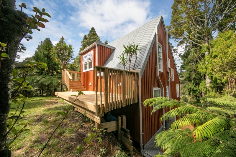 30 Kauri Loop Road, Oratia, Auckland - Carousel 20