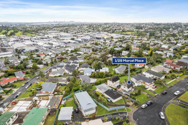 1/29 Marcel Place, Glenfield, Auckland - Carousel 23