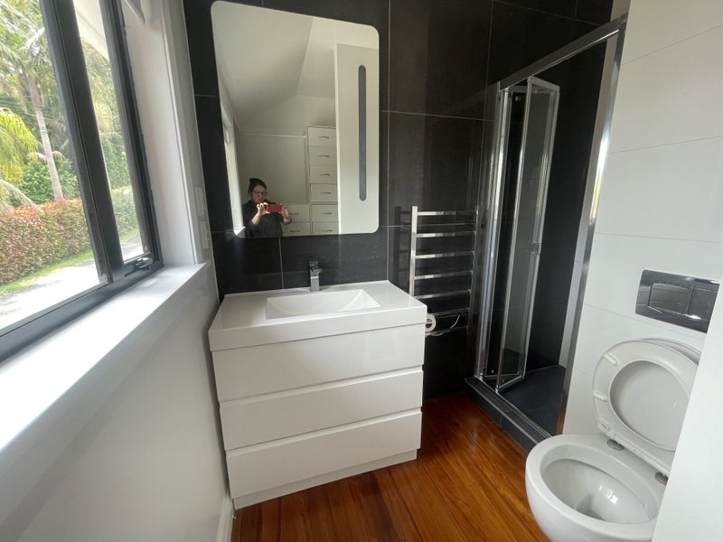 261 Lake Road, Belmont, Auckland - Carousel 24