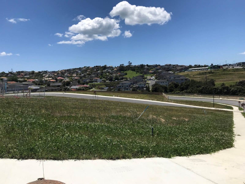 40 Rathmullen Place, Pinehill, Auckland - Carousel 3