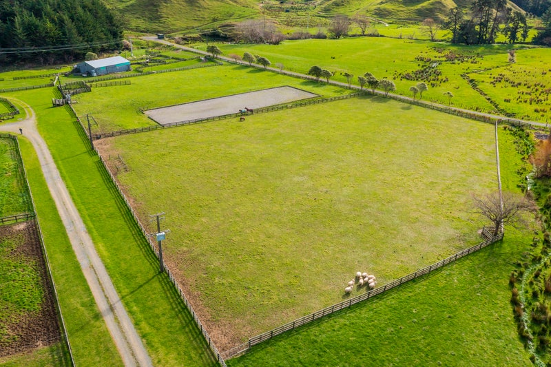 196 Valley Road, Paraparaumu - Carousel 2