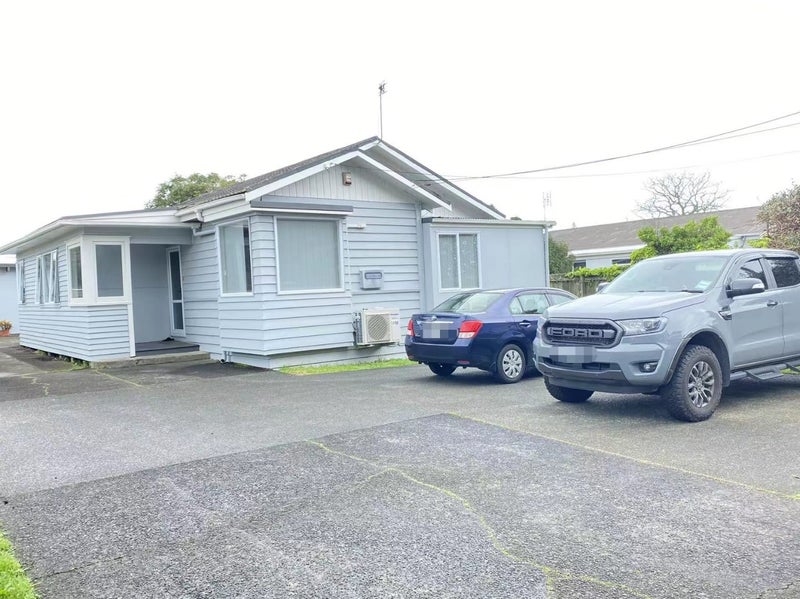 14 Northcote Road, Takapuna, Auckland - Carousel 2