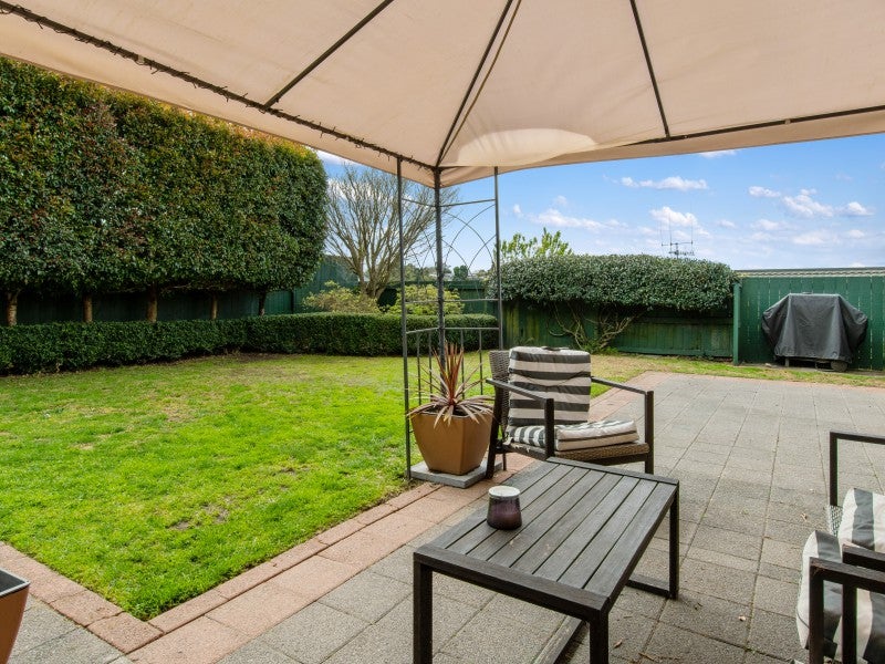 12 Karamu Terrace, Pyes Pa, Tauranga - Carousel 1