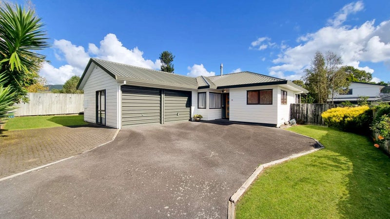 14 Elmslie Place, Owhata, Rotorua - Carousel 1