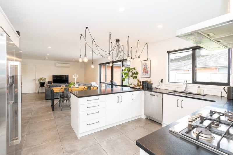 62 Cumberland Drive, Flagstaff, Hamilton - Carousel 1