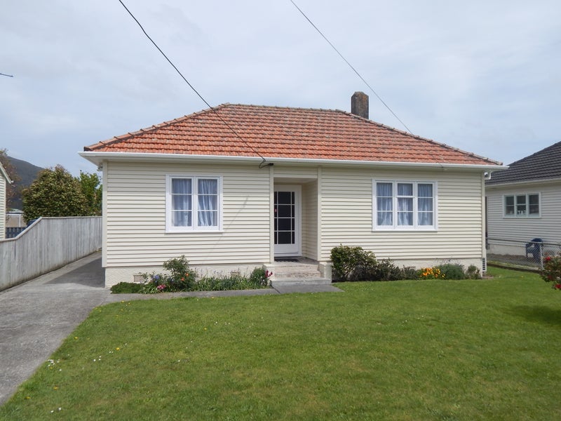 49 Brasell Street, Fairfield, Lower Hutt - Carousel 1