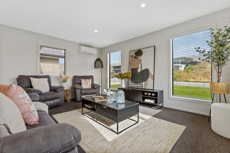 58 Stratford Drive, Mount Pisa, Cromwell - Carousel 2