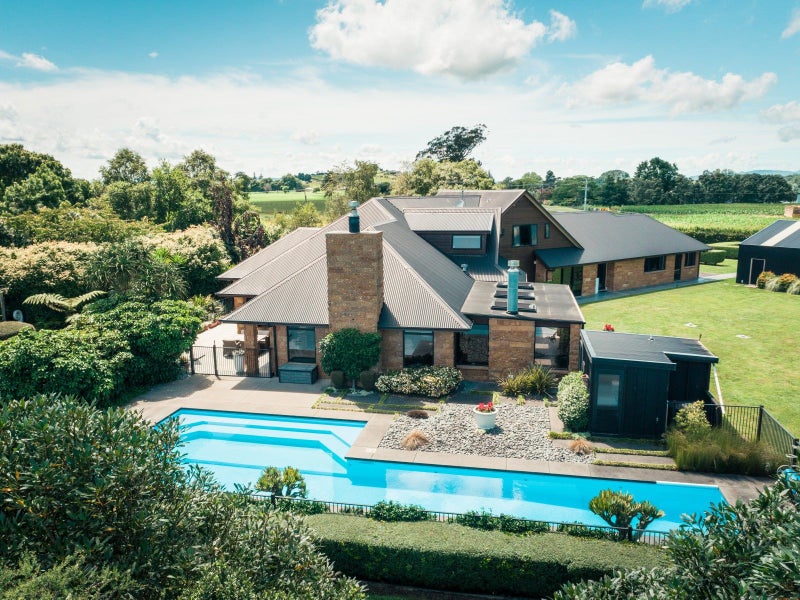 340 Pencarrow Road, Tamahere - Carousel 1