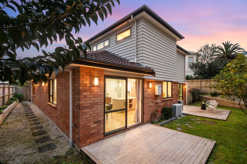 8A St Albans Avenue, Mount Eden, Auckland - Carousel 1