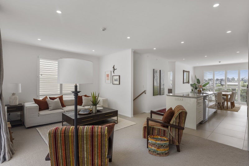 68A Tihi Street, Mount Wellington, Auckland - Carousel 2