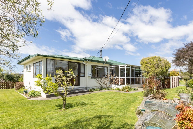 60 Jervois Road, Jervoistown, Napier - Carousel 21